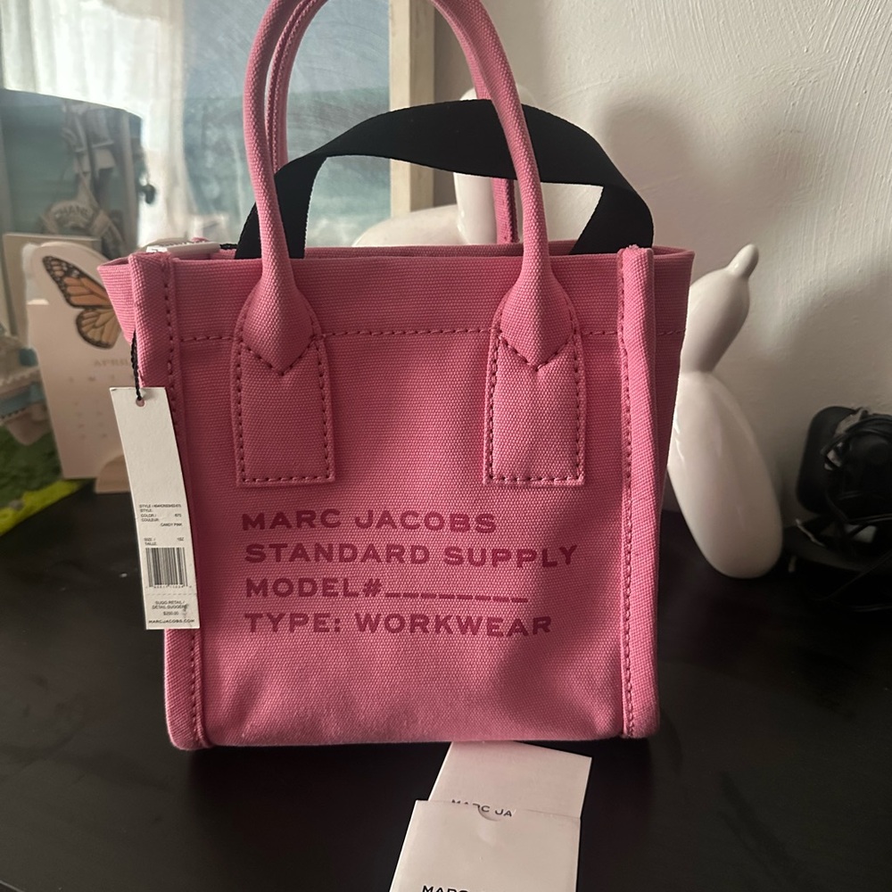 ✨ SOLD Marc Jacobs Pink Tote Bag